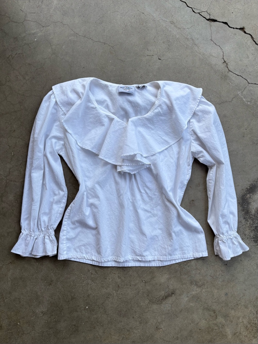 Vintage USA 100% Cotton White Ruffle Collar Long-Sleeve with Shoulder Pads Small